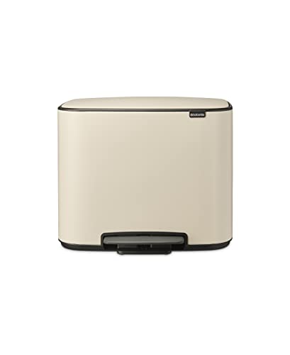 Brabantia - Bo Cubo de Pedal 36L - Papelera de Reciclaje Grande Cocina - Tapa de Cierre Suave - Cubo Interior Extraíble - Antideslizante - Bolsas de Basura Incluidas - Soft Beige - 54 x 37 x 44 cm